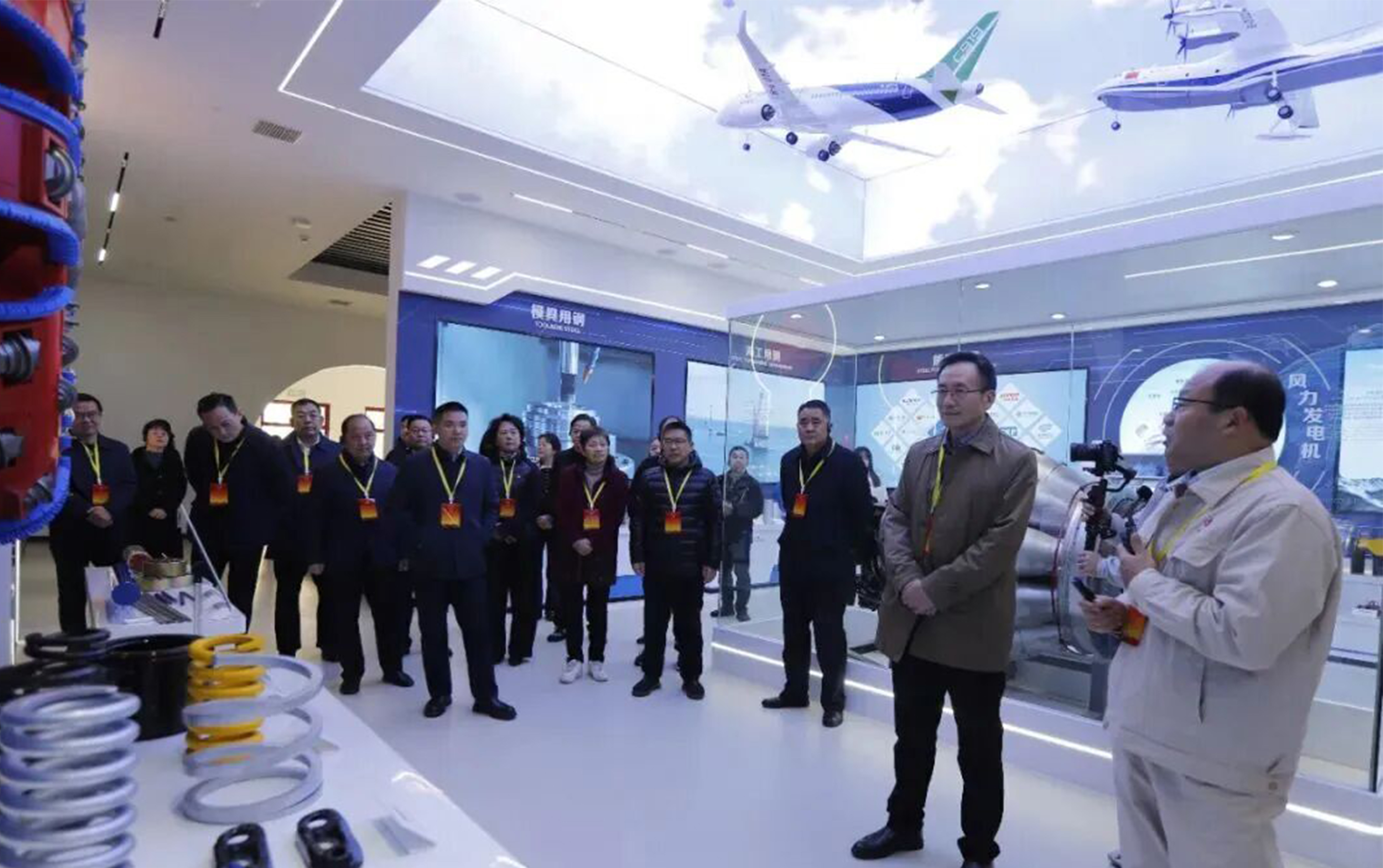 On November 24, 2025, Youfa Group, a steel company with assets exceeding 200 billion yuan, announced a significant capital increase for its Hainan subsidiary, doubling its registered capital.