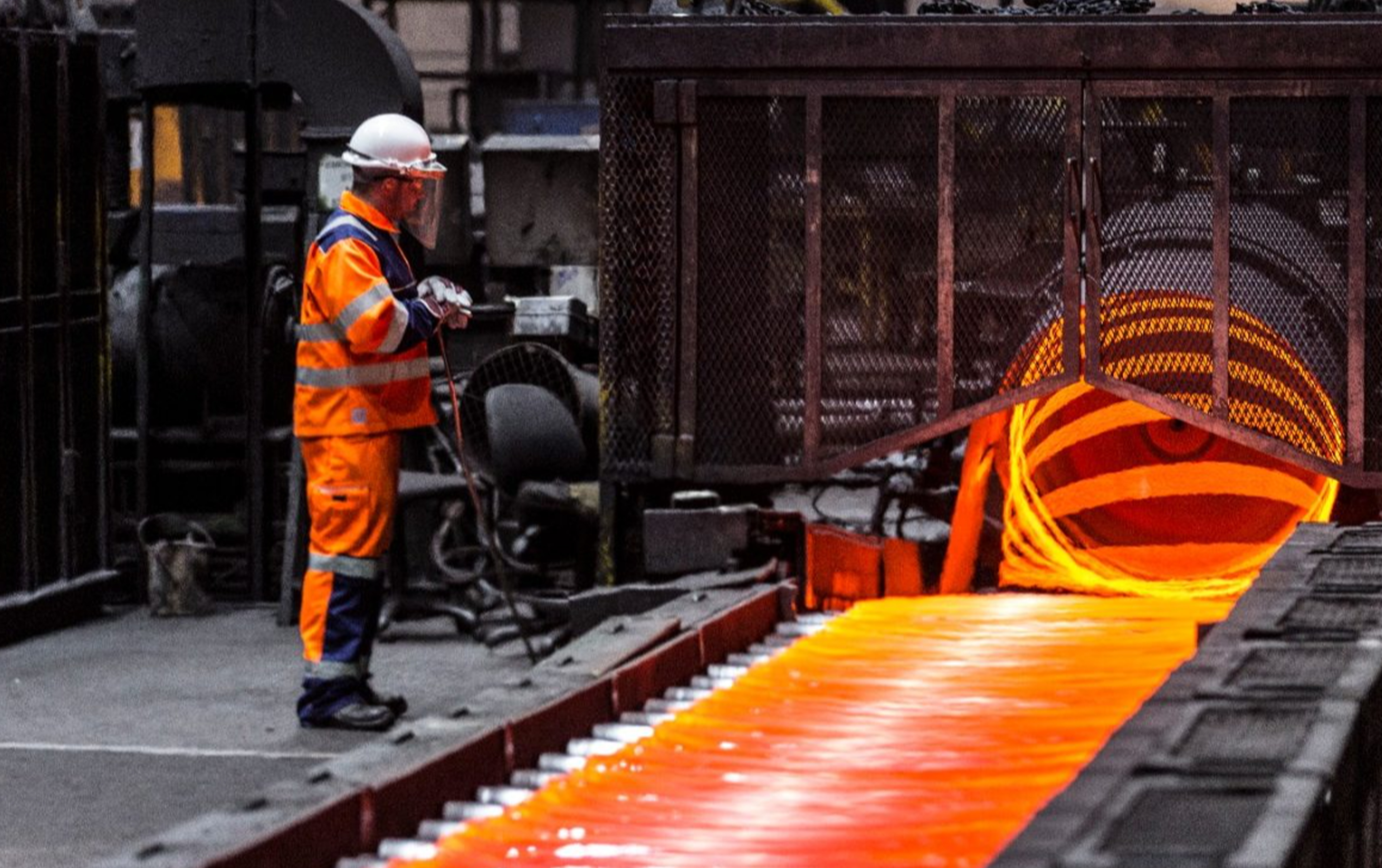 Geopolitical Turmoil Meets Stabilizing Demand: Steel Market Enters Oscillating Pattern of “Strong Costs, Weak Demand”